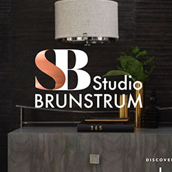 Lucrecia Waggoner in Studio Brunstrum